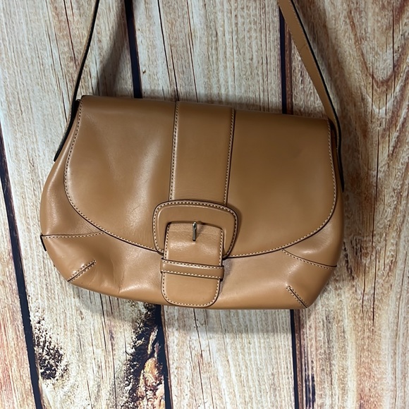 Cole Haann purse - Picture 2 of 7